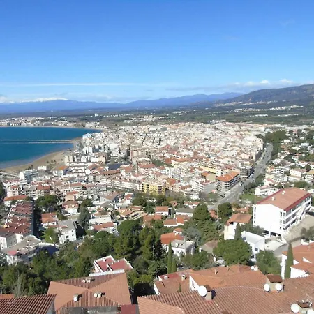 Avec Piscine Et Vue Panoramique *