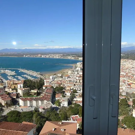 Avec Piscine Et Vue Panoramique Villa